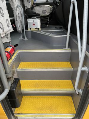 46 Θέσεις Ανακαινισμένο Σχολικό Λεωφορείο Κίτρινο Χειροκίνητο Κιβώτιο Ταχυτήτων