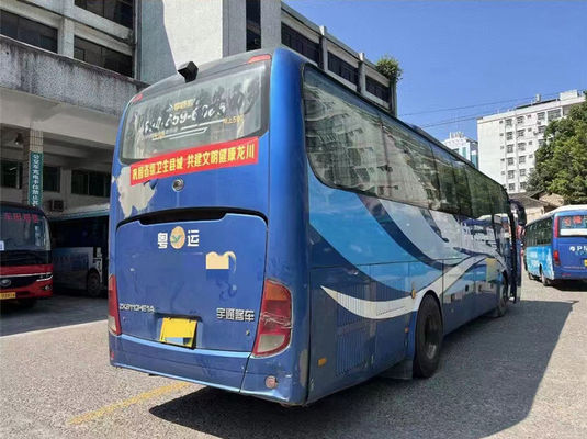 Ανθεκτικό μεταχειρισμένο λεωφορείο Yutong 47 θέσεις LHD μεταχειρισμένο ταξιδιωτικό λεωφορείο με 2 πόρτες