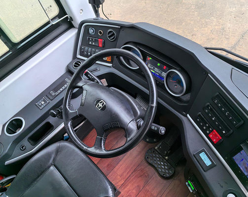 Yaxing LHD 48 θέσεις Χρησιμοποιούμενο λεωφορείο λεωφορείο Diesel καυσίμων Max ταχύτητα 100 Km/H Οδήγηση λεωφορείο