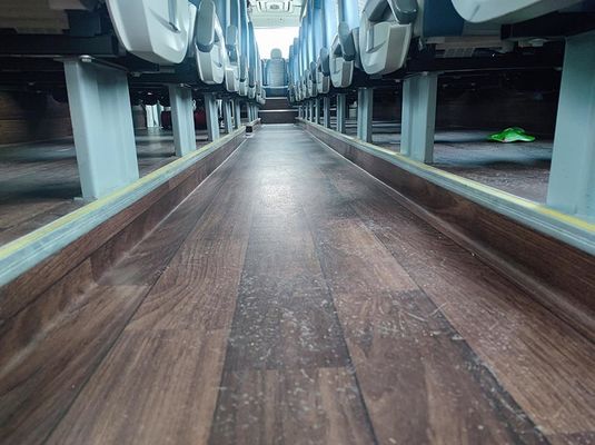 Δοκιμαστικό λεωφορείο Yutong Ντίζελ λεωφορείο Euro 5 Χρησιμοποιούμενο τουριστικό λεωφορείο Μετατόπιση LHD θέση διεύθυνσης 12m