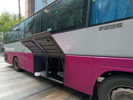 Λεωφορείο Yutong 50seats Λεωφορείο μεταχειρισμένου χρήματος Ντίζελ Δύναμη 220kw Λεωφορείο μεταχειρισμένου χρήματος