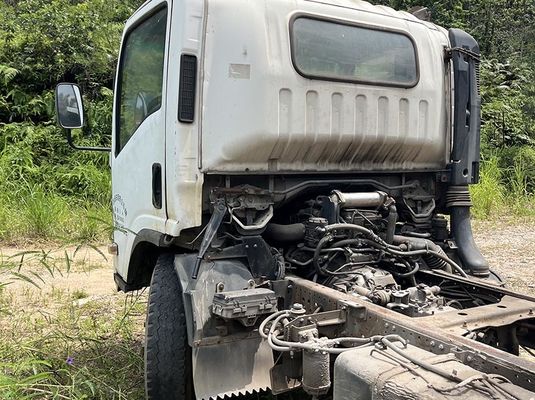 Isuzu μεταχειρισμένο φορτηγό φορτηγό 4KH1Δηζελοκινητήρα φορτηγό με 2 πόρτες για τη μεταφορά βαρέων φορτίων